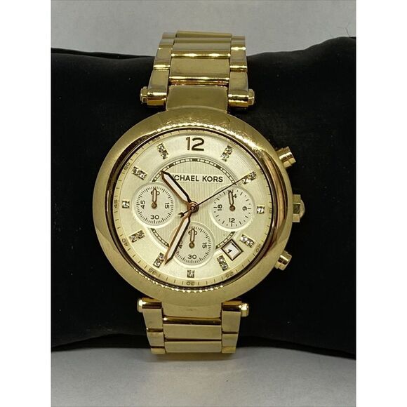 Michael Kors MK5701 Women's Gold Stainless Steel Analog Dial Quartz Watch GE416 - Picture 1 of 12